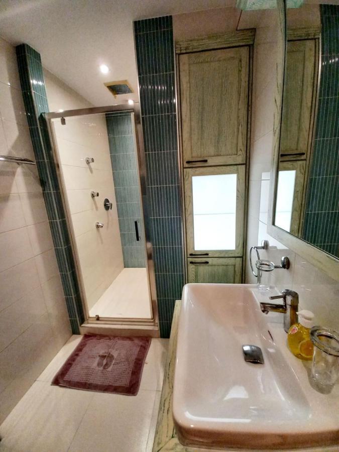 Alex Lux Daire Belgrad Dış mekan fotoğraf