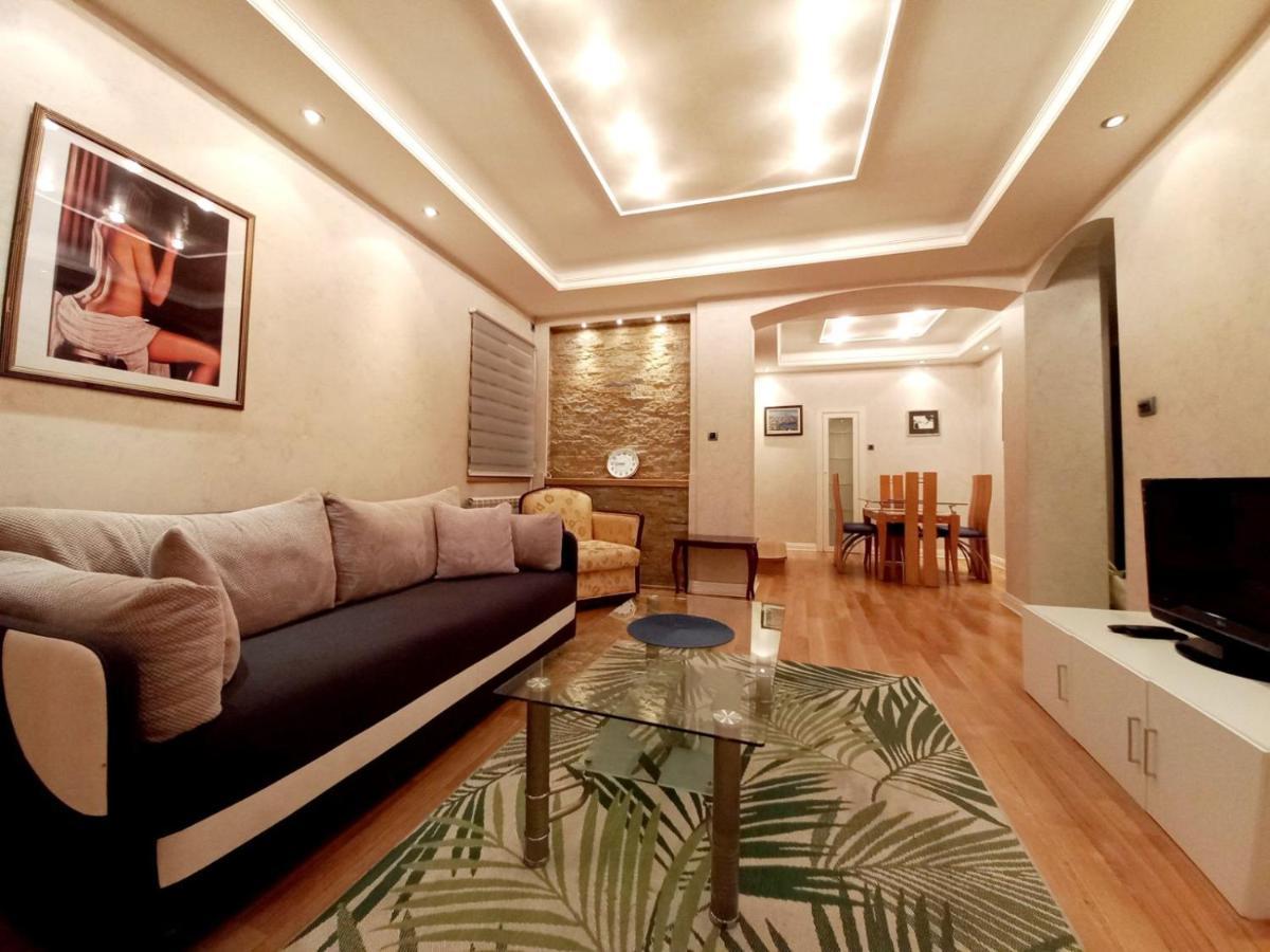 Alex Lux Daire Belgrad Dış mekan fotoğraf
